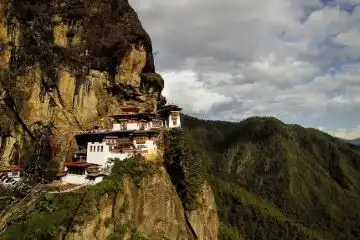 famous monasteries in Manali