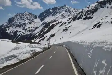 passes in Manali Leh highway